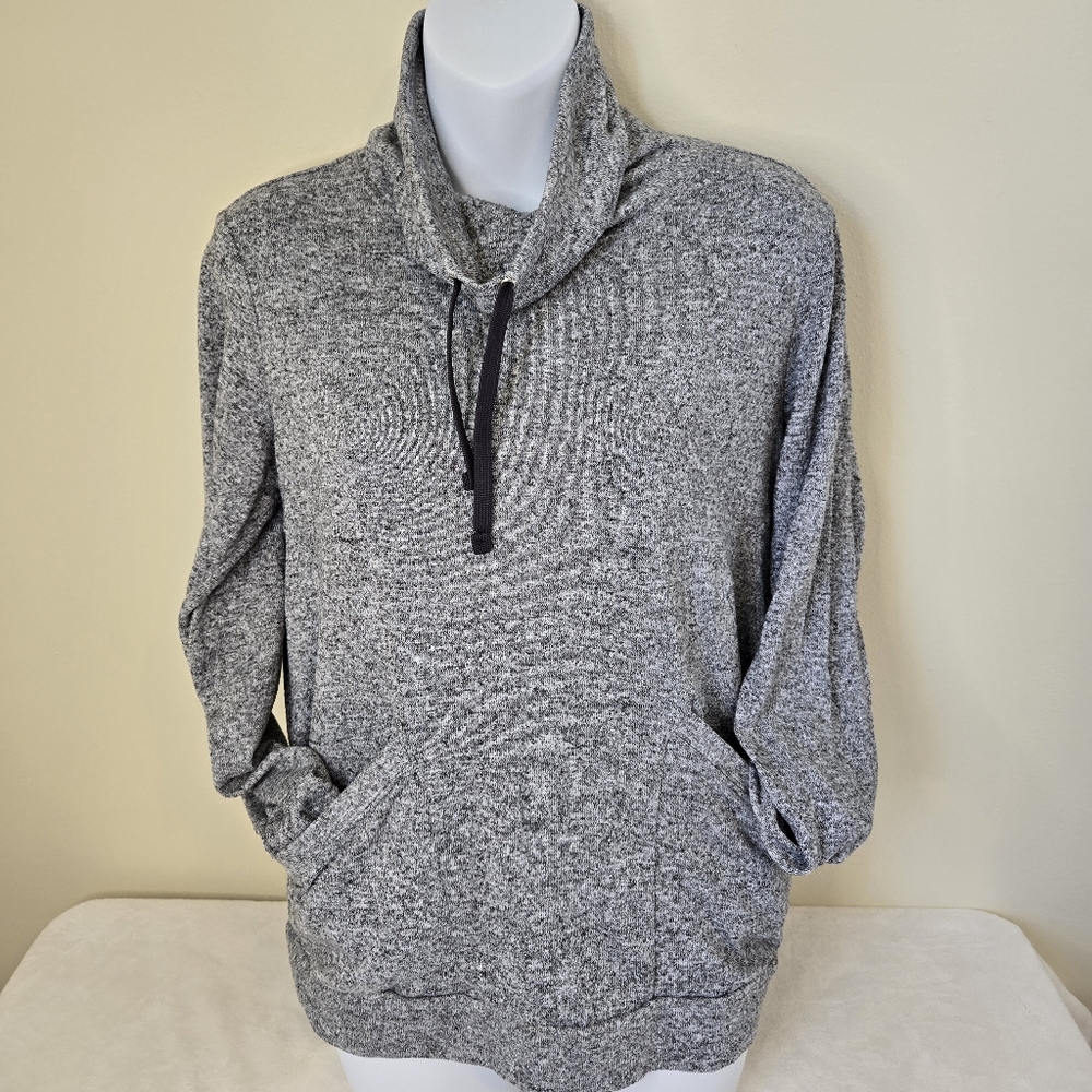 Old Navy Gray Turtleneck Pullover Sweatshirt